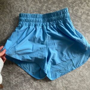 Lululemon track that high rise lined short 3”
